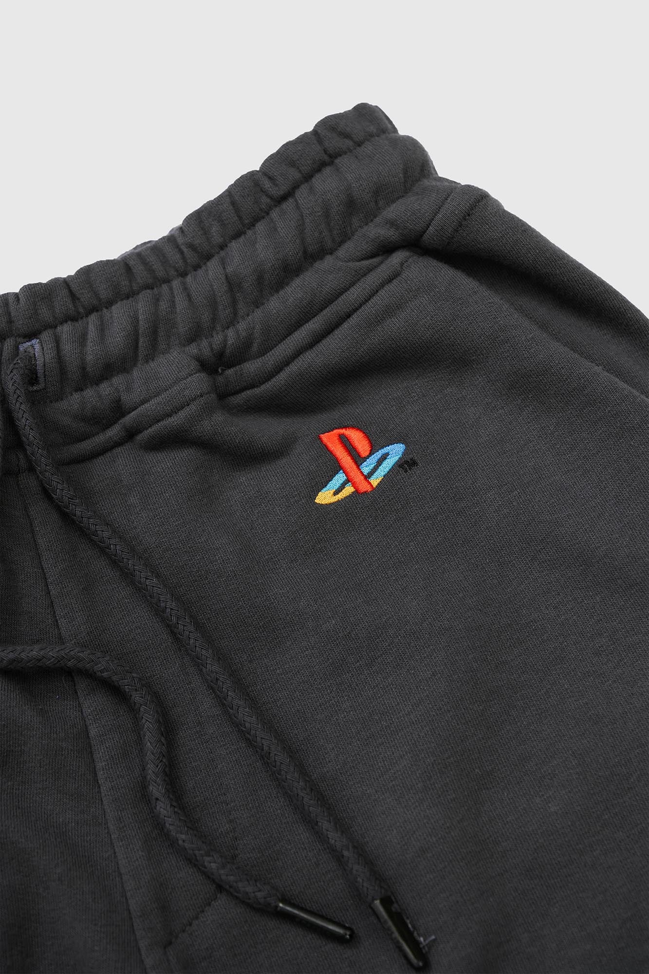 JOGGINETA PLAYSTATION ESCUDO